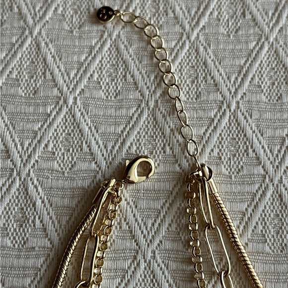 ❌❌holding for @bellamia❌❌Gucci GG Button Charm - Picture 6 of 7